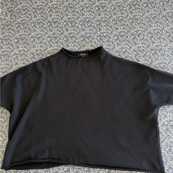 Sydney Sweaters - Black Boxy Short Sleeve Top